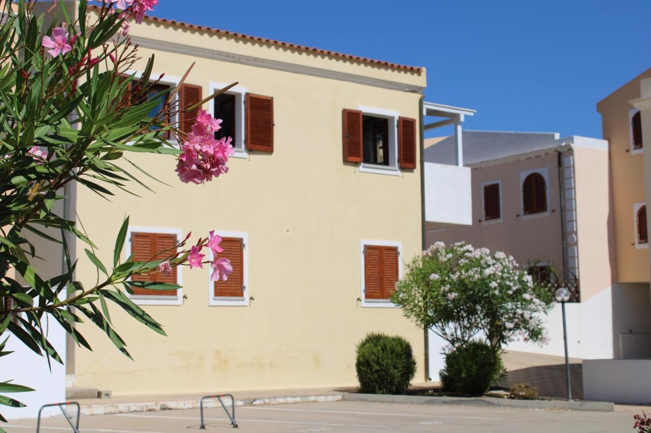 Charming Flat In Santa Teresa Gallura Extérieur photo